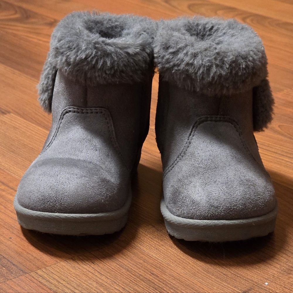 EUC Wonder Nation Gray Kids Boots